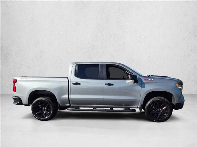 Used 2026 Chevrolet Silverado 1500 LT Trail Boss w/ Convenience Package II AWD/4WD image 4