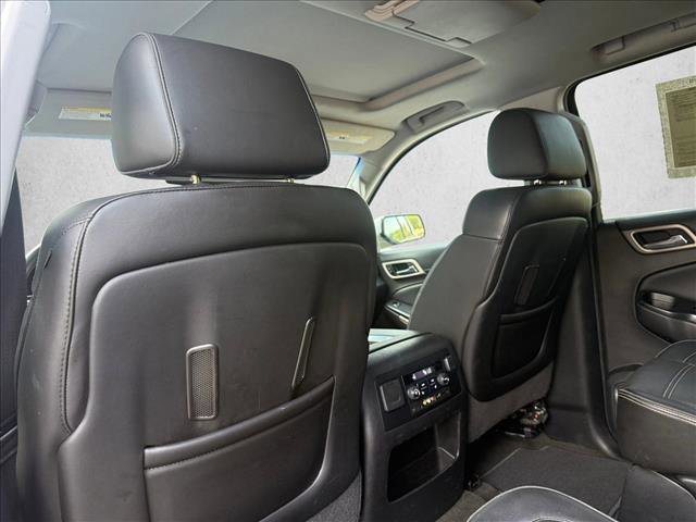 Used 2016 GMC Yukon Denali w/ Open Road Package AWD/4WD image 18