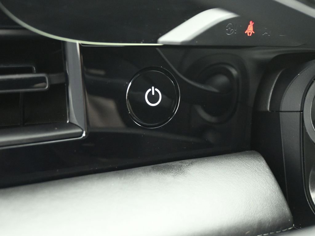 Used 2024 Porsche Taycan 4 Cross Turismo w/ Premium Package image 19