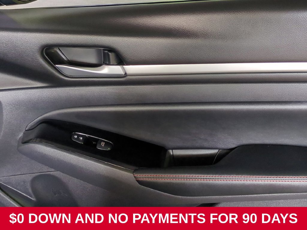 Used 2025 Nissan Altima 2.5 SR FWD image 31