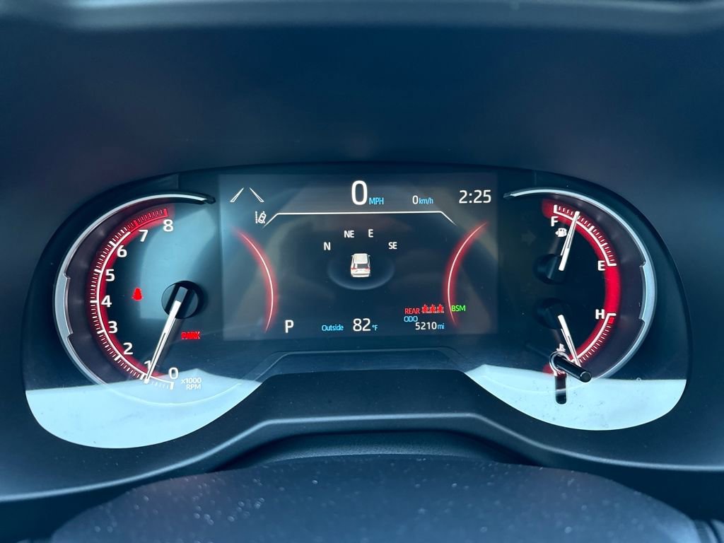 Used 2024 Toyota RAV4 XLE Premium image 17