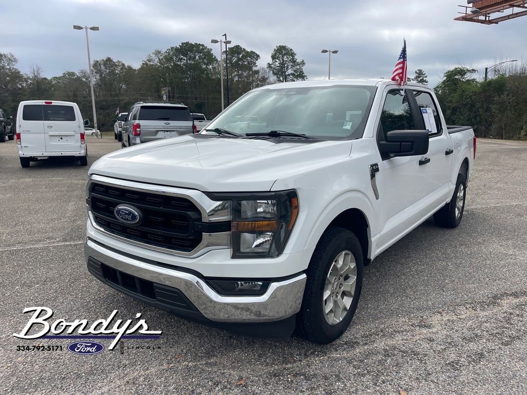 Used 2023 Ford F150 XLT image 3