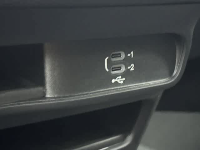 Used 2026 Chrysler Pacifica Select FWD image 26