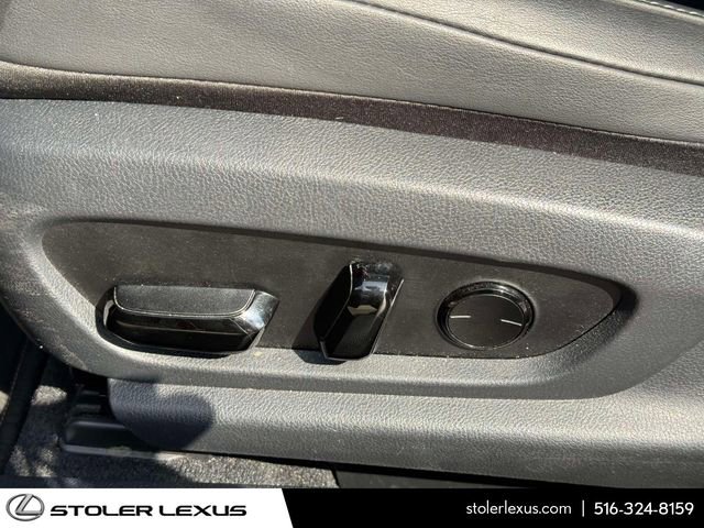 Used 2024 Lexus ES 300h w/ Premium Package image 20