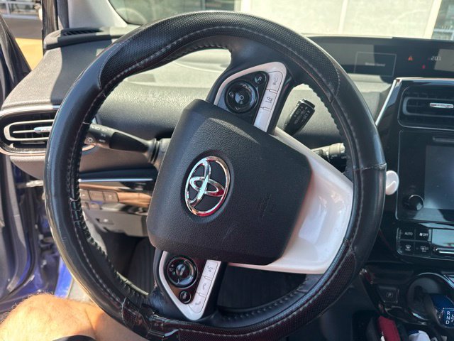 Used 2016 Toyota Prius Four w/ Advanced Technology Package FWD image 7