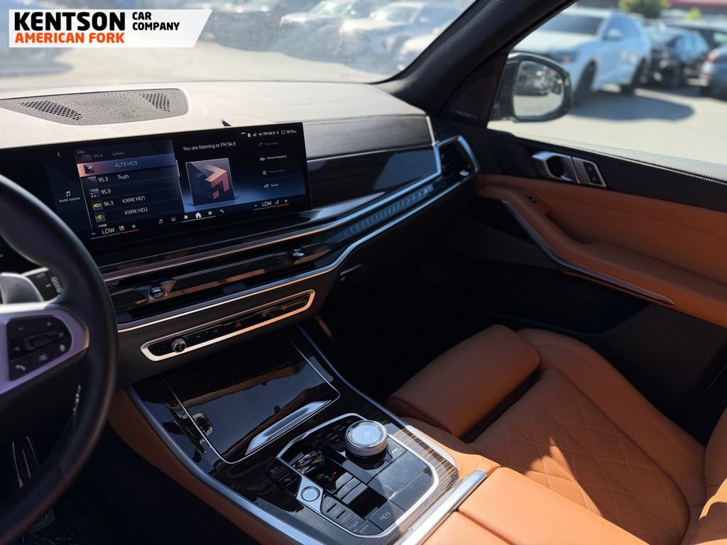 Used 2026 BMW X5 xDrive40i AWD/4WD image 21