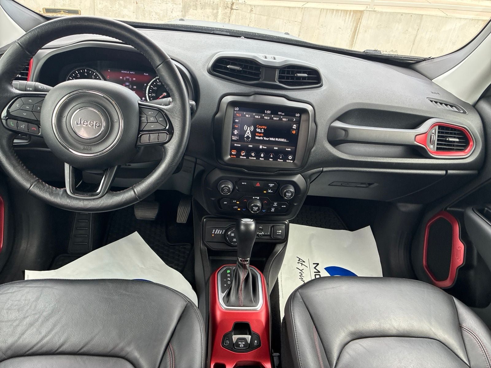 Used 2022 Jeep Renegade Trailhawk AWD/4WD image 17
