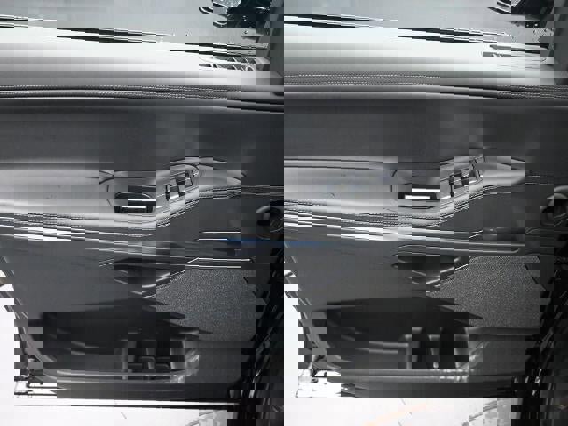 New 2026 Lincoln Navigator L Reserve w/ Jet Appearance Package image 28