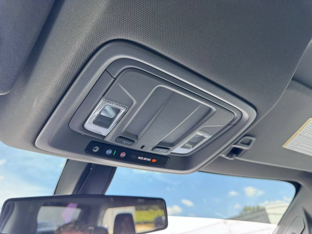 Used 2021 Chevrolet Silverado 1500 LT Trail Boss w/ Bed Protection Package AWD/4WD image 38