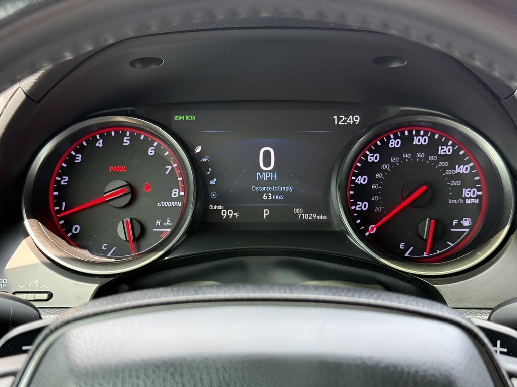 Used 2021 Toyota Camry XSE FWD image 11