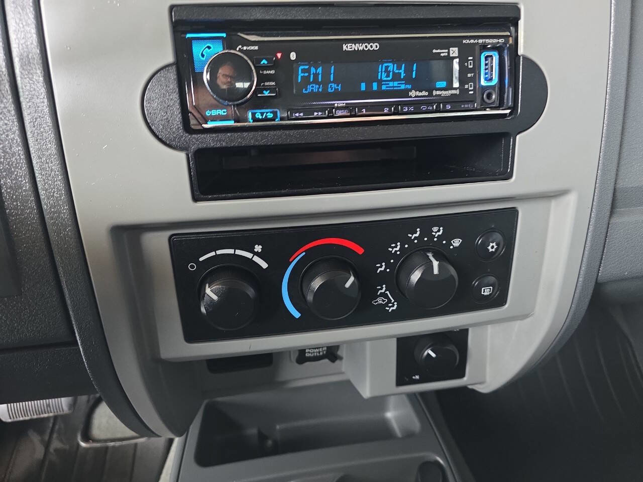 Used 2005 Dodge Dakota SLT image 37