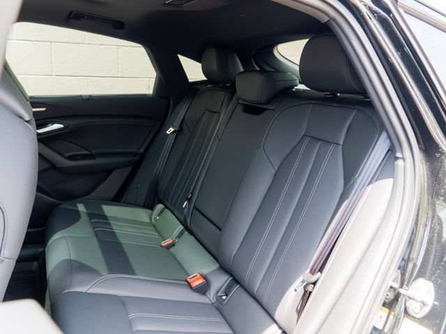 New 2027 Audi Q6 e-tron Premium Plus AWD/4WD image 9
