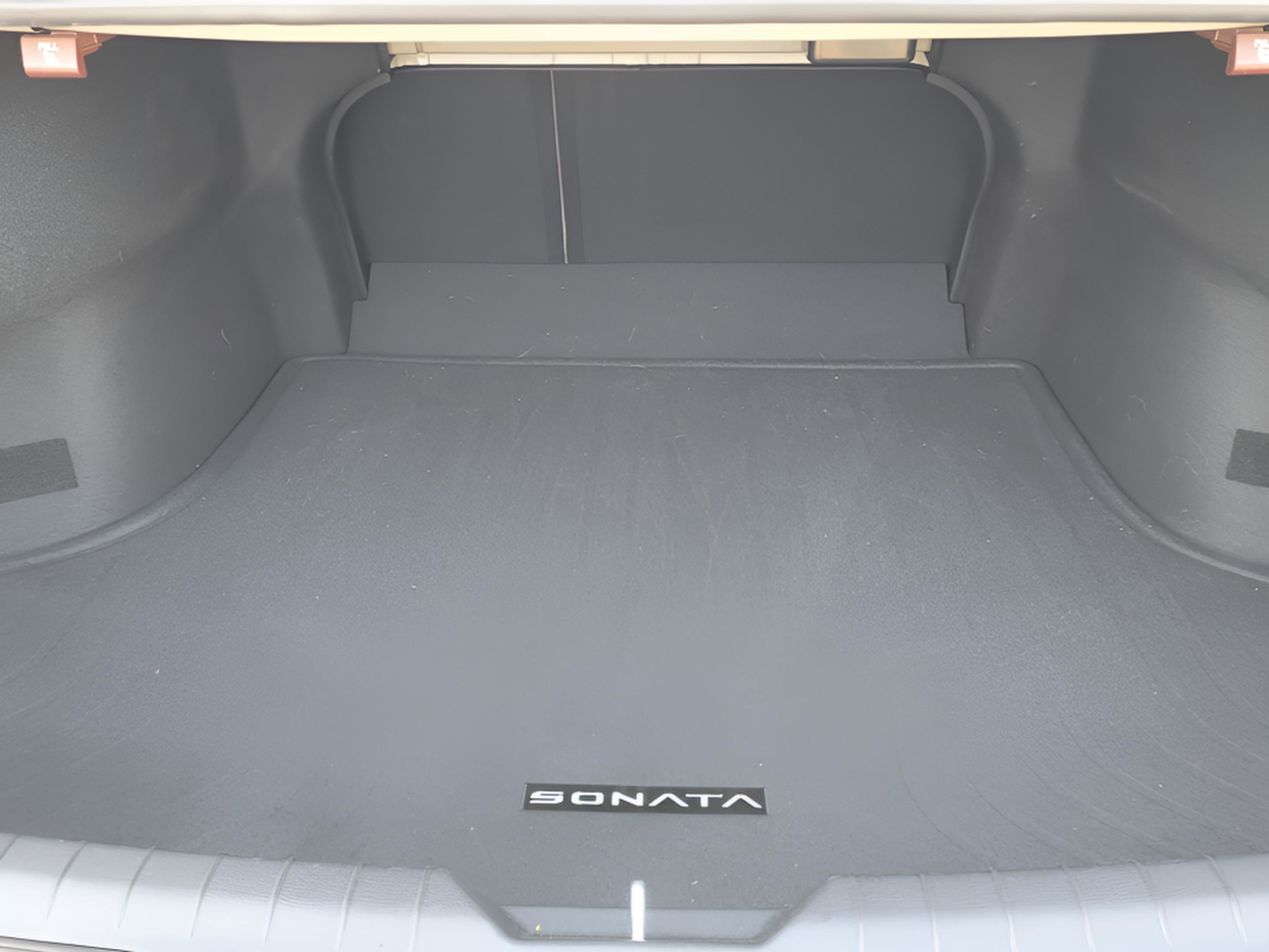 Used 2025 Hyundai Sonata SE image 30