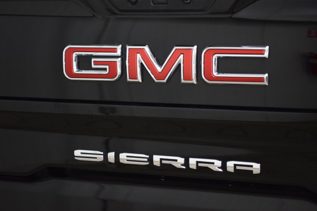 Used 2025 GMC Sierra 1500 AT4 w/ AT4 Premium Package AWD/4WD image 26