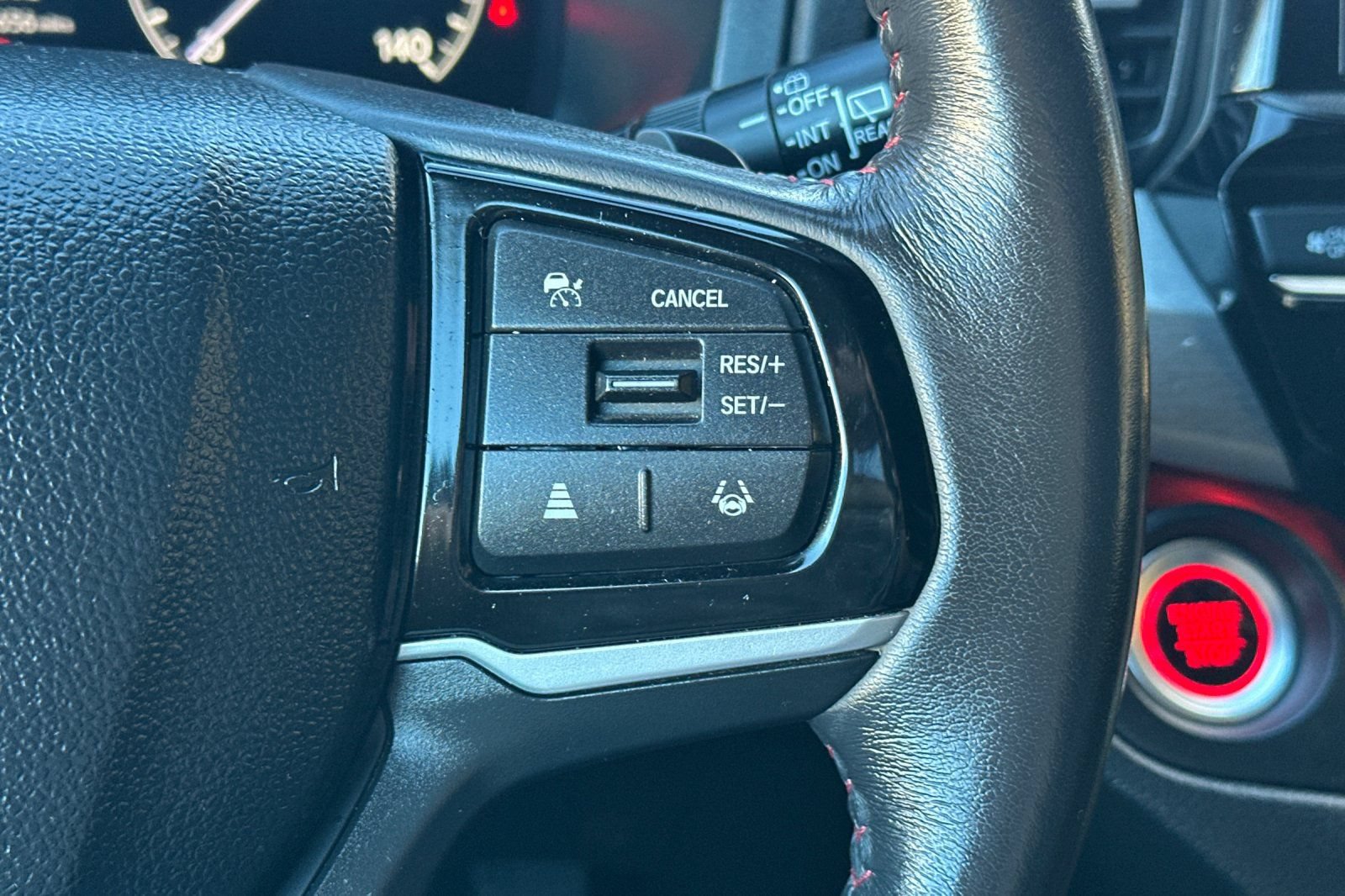 Used 2025 Honda Odyssey Sport-L image 31
