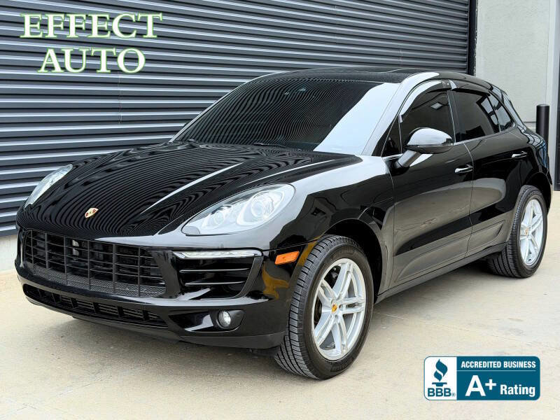 Used 2018 Porsche Macan Base AWD 4dr SUV image 1