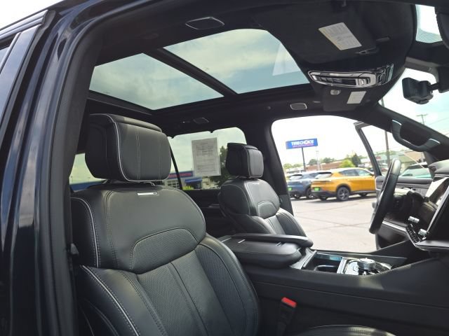 Used 2025 Jeep Grand Wagoneer L Series II Obsidian w/ Quick Order Packagew 28T AWD/4WD image 54