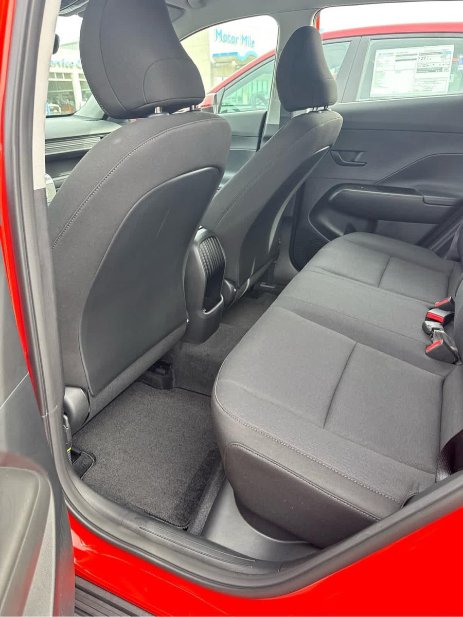 New 2027 Hyundai Kona SE AWD/4WD image 31