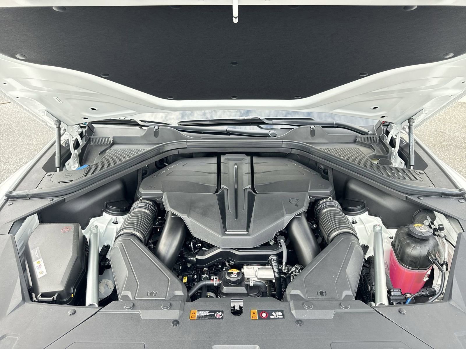 New 2025 Genesis GV80 3.5T Prestige image 32