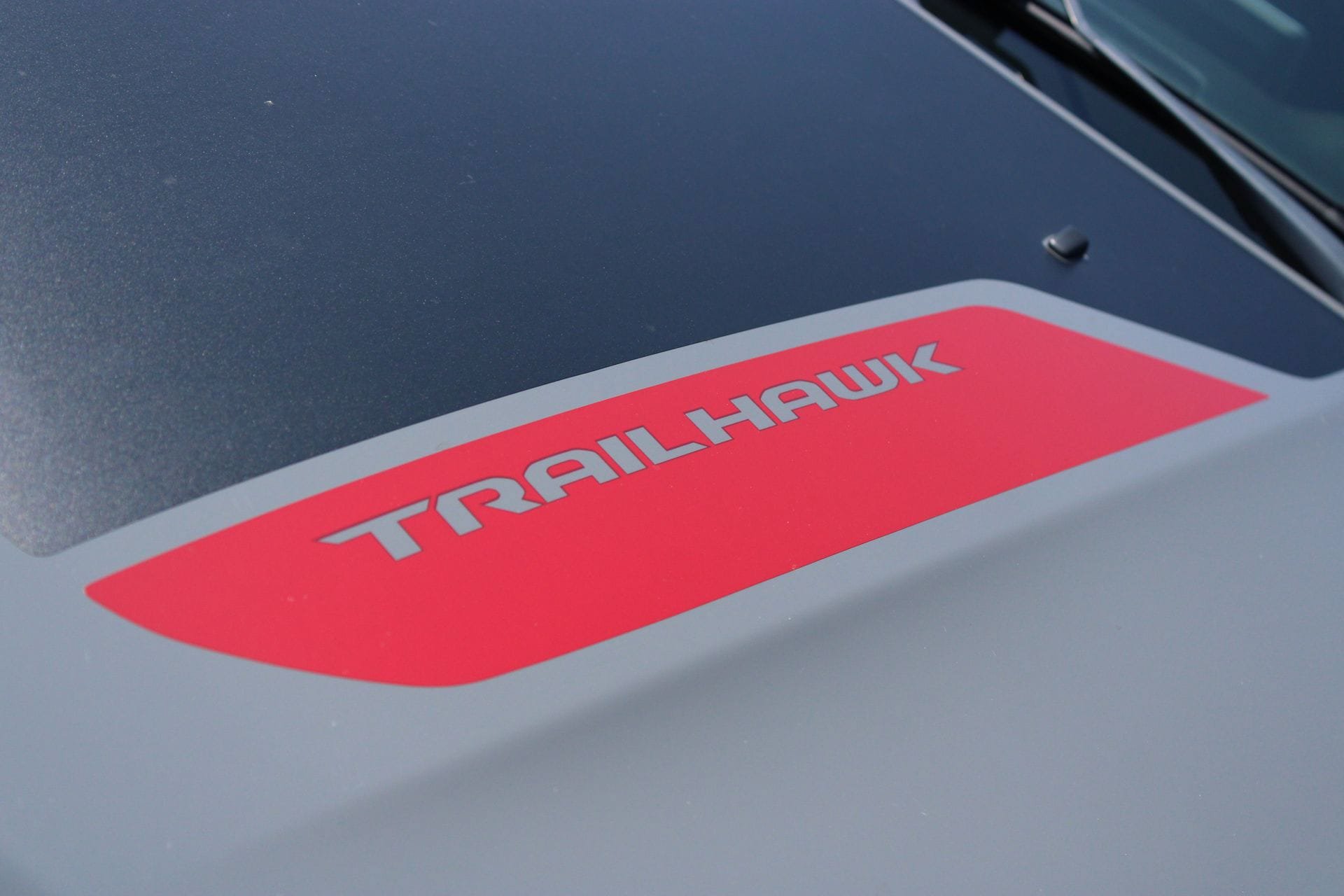 Used 2023 Jeep Compass Trailhawk AWD/4WD image 2