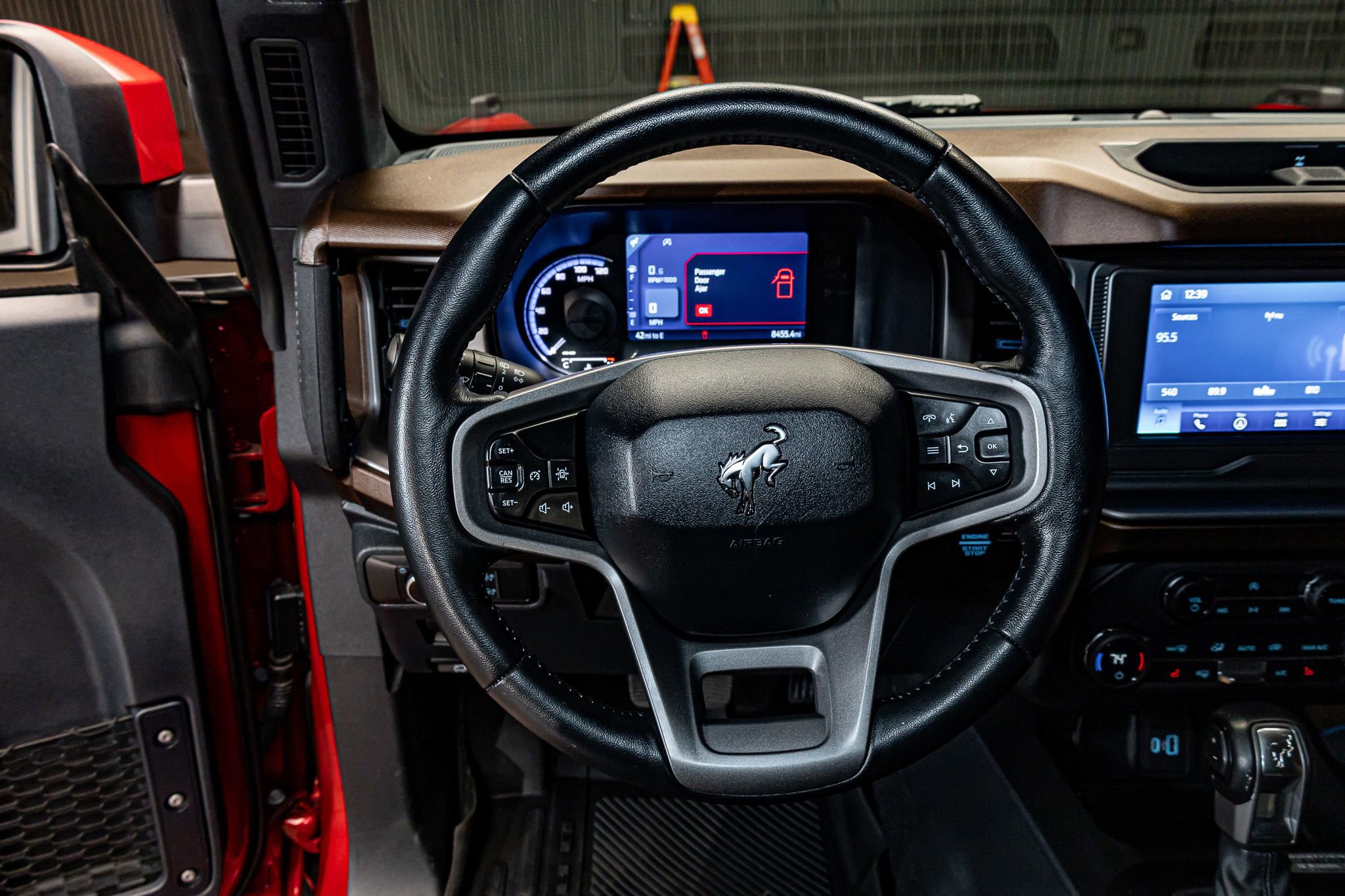 Used 2021 Ford Bronco Outer Banks image 13