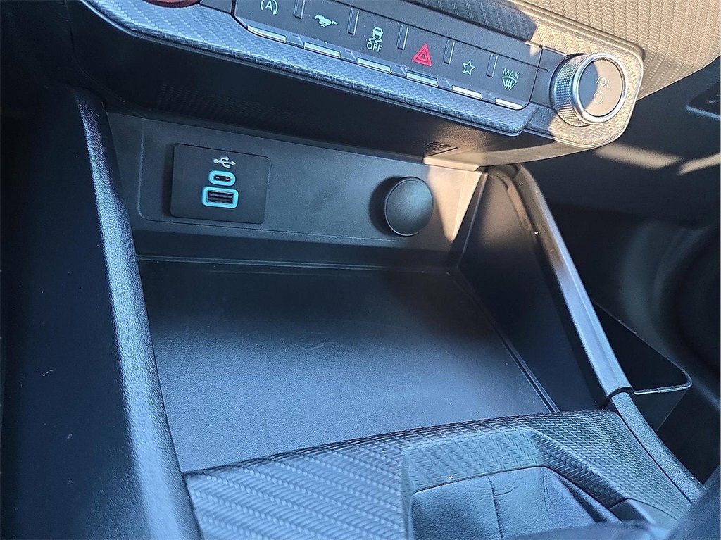 Used 2024 Ford Mustang Coupe image 14