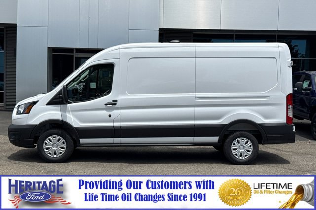 New 2026 Ford Transit 250 148 Medium Roof RWD image 7