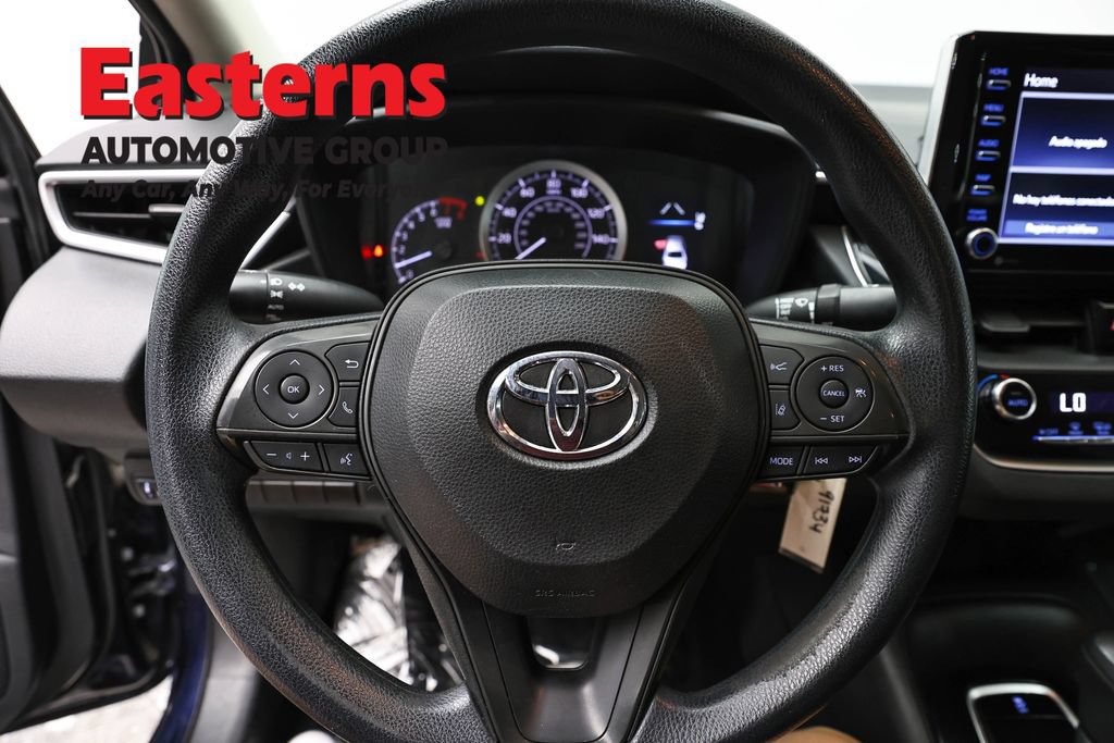 Used 2021 Toyota Corolla LE FWD image 10