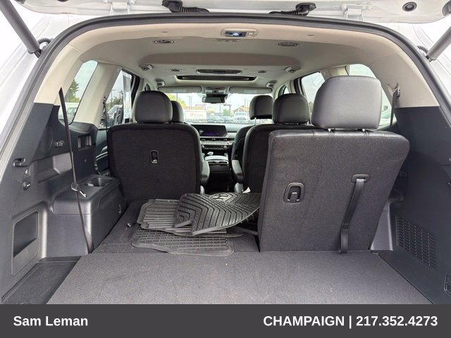 Used 2024 Kia Telluride EX w/ EX Captain's Chair Package AWD/4WD image 11