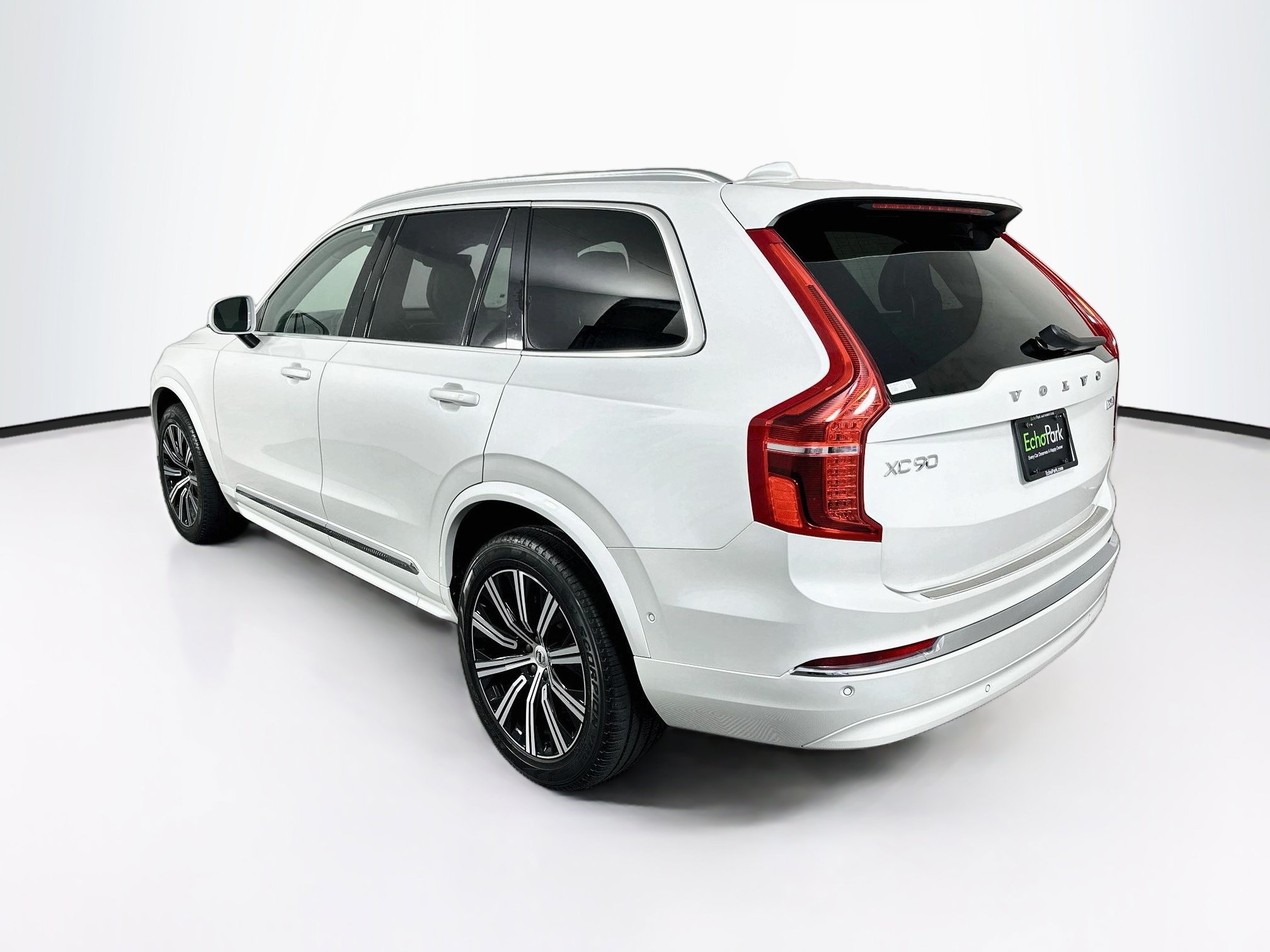 Used 2024 Volvo XC90 B6 Plus w/ Protection Package AWD/4WD image 5