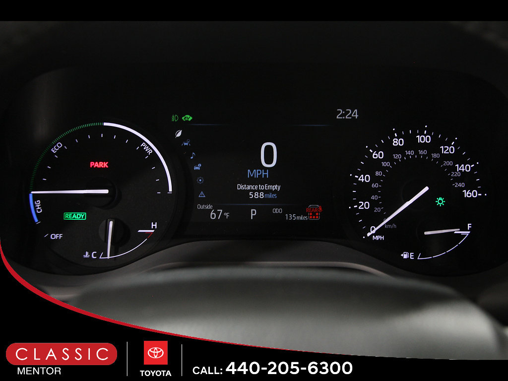 Used 2026 Toyota Sienna XLE FWD image 8