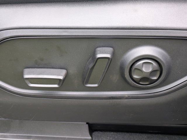 New 2025 Jeep Grand Cherokee L Limited w/ Black Appearance Package image 18