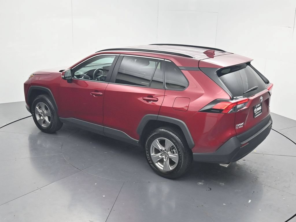 Used 2025 Toyota RAV4 XLE AWD/4WD image 56