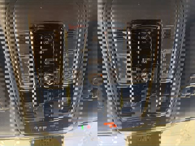 New 2026 Chevrolet Suburban High Country image 26