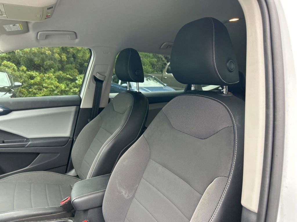 Used 2022 Volkswagen Taos SE image 22