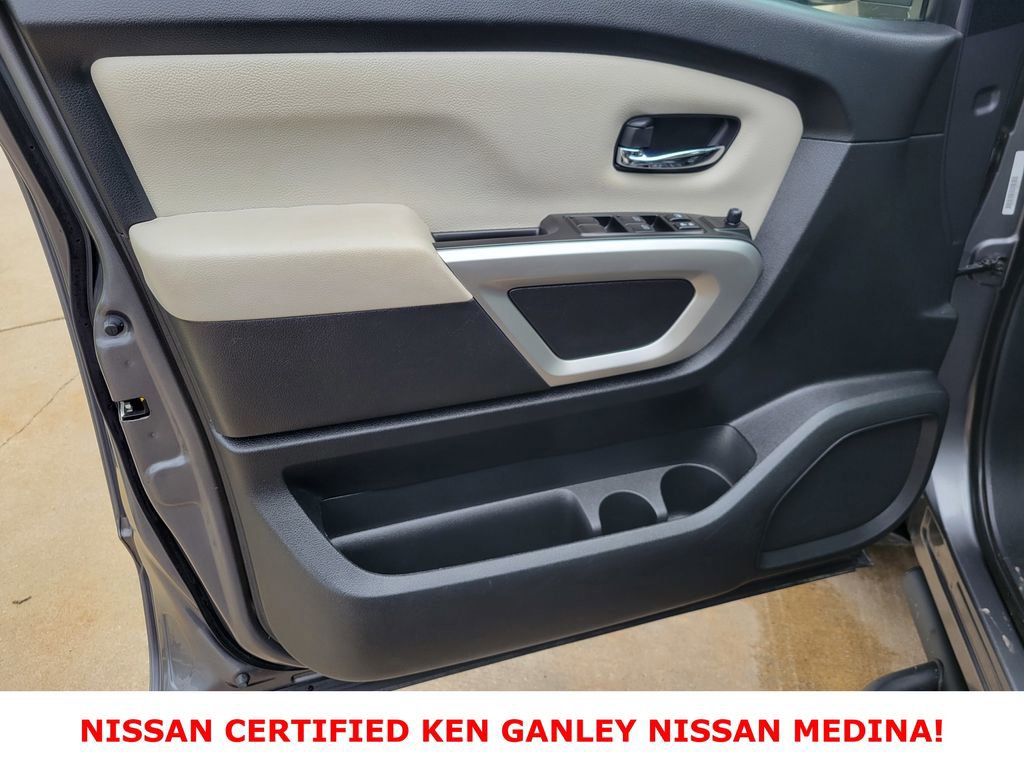 Certified 2024 Nissan Titan SV w/ SV Convenience Package image 40