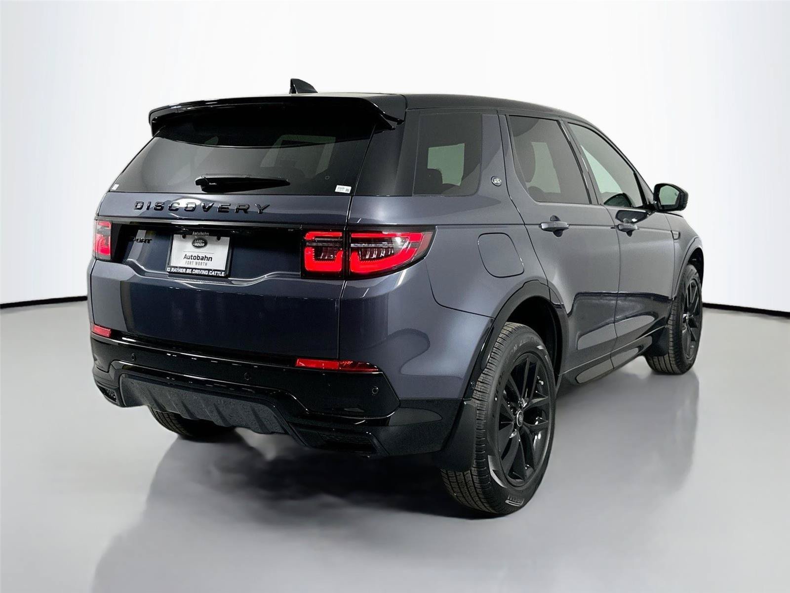 Certified 2025 Land Rover Discovery Sport Dynamic SE AWD/4WD image 6