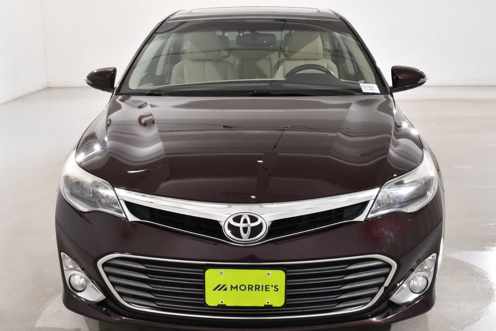 Used 2013 Toyota Avalon Limited image 3