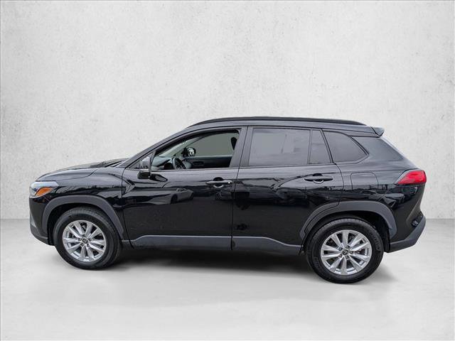 Certified 2022 Toyota Corolla Cross LE image 8