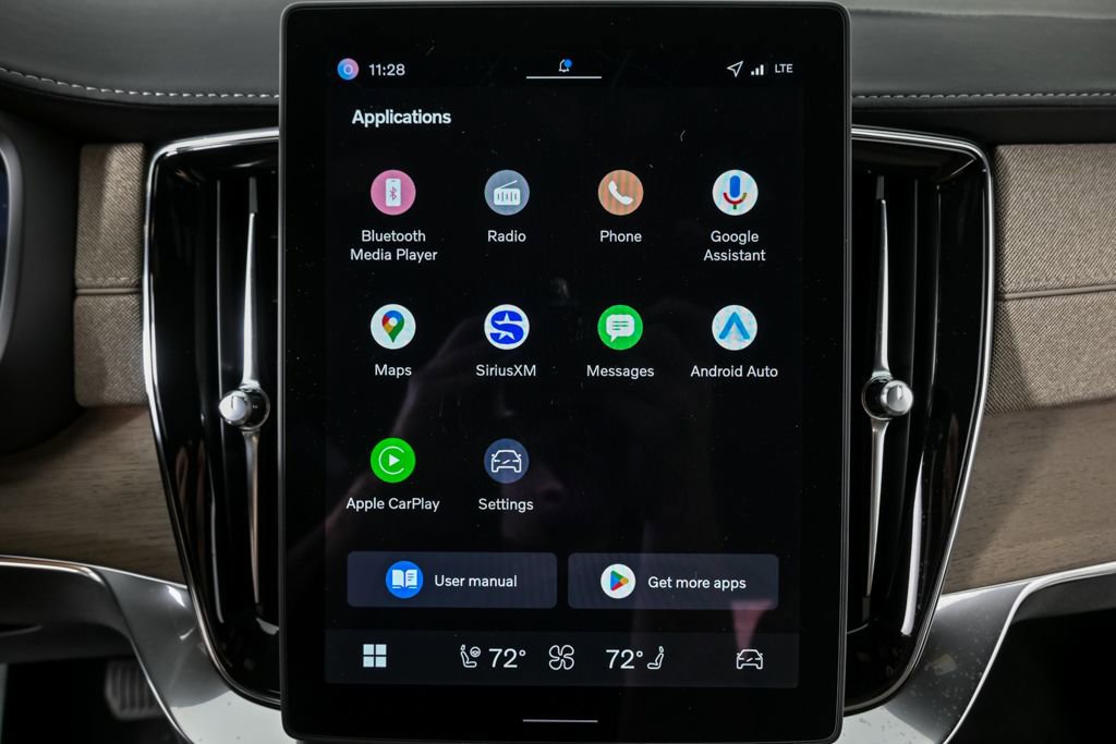 Certified 2026 Volvo XC90 B6 Plus w/ Protection Package Premier image 16