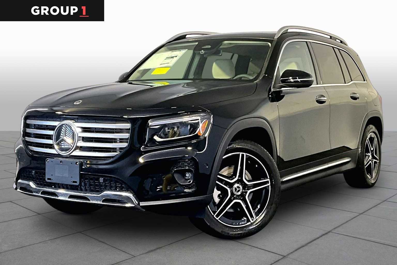 New 2026 Mercedes-Benz GLB 250 4MATIC image 1