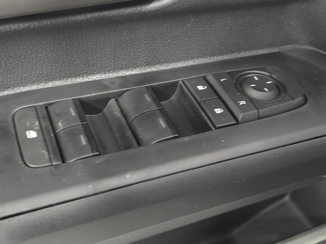 New 2026 Toyota Tacoma TRD Sport image 27