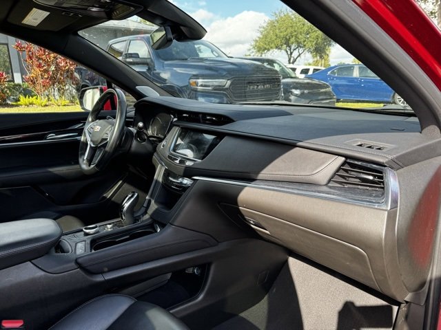 Used 2024 Cadillac XT5 Premium Luxury image 8