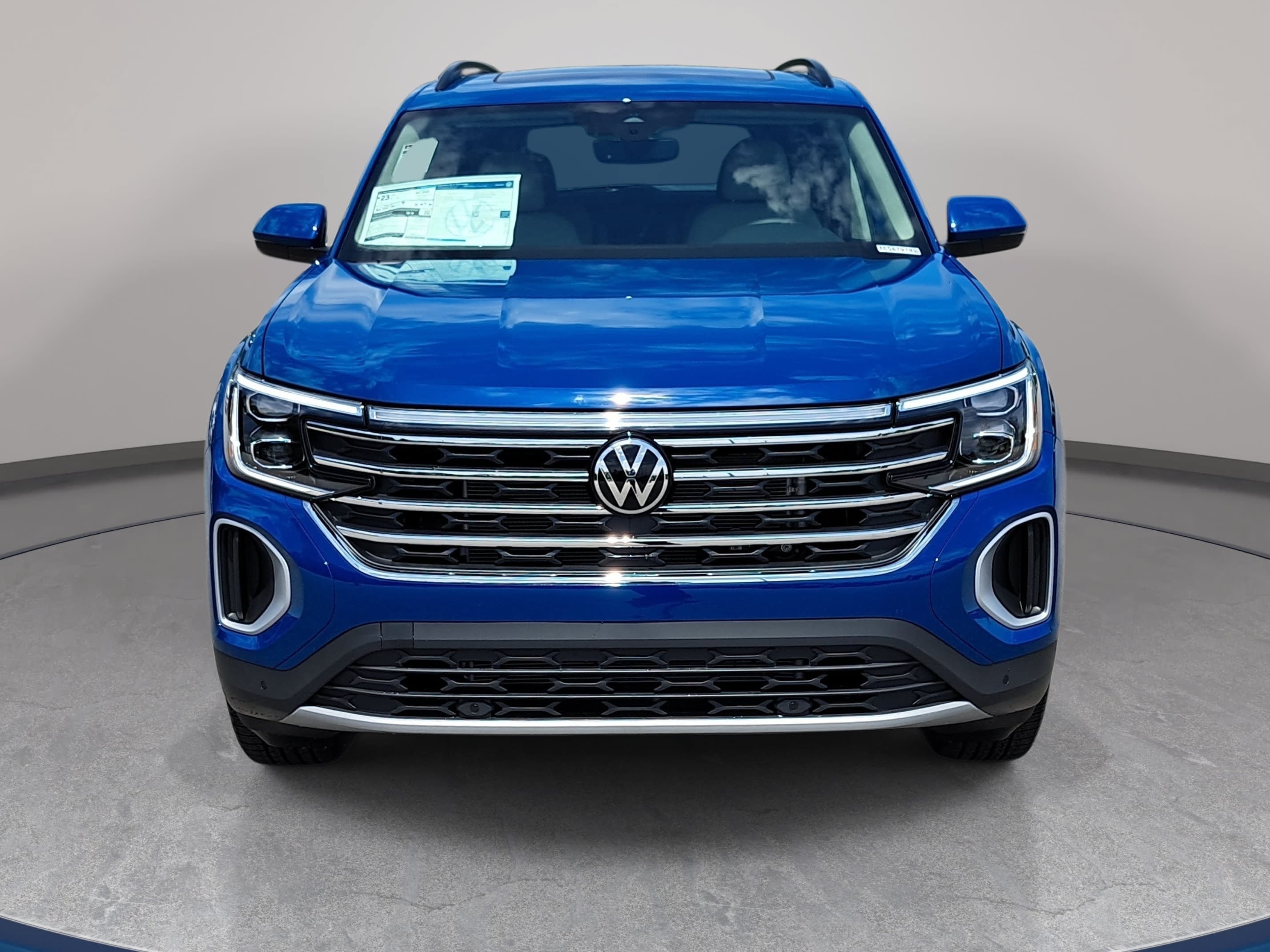 New 2026 Volkswagen Atlas SE FWD image 2
