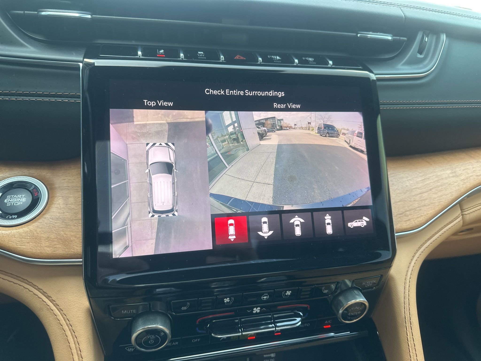 Used 2021 Jeep Grand Cherokee L Summit image 34