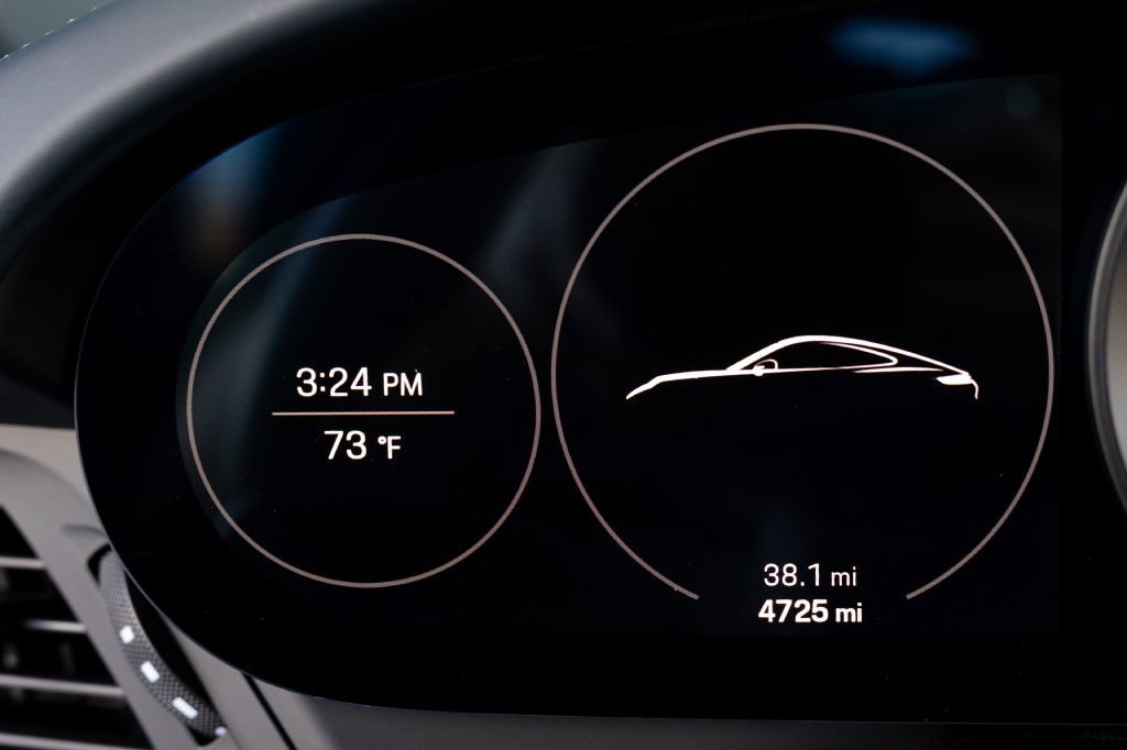 Used 2024 Porsche 911 Carrera 4S w/ Sport Package image 25