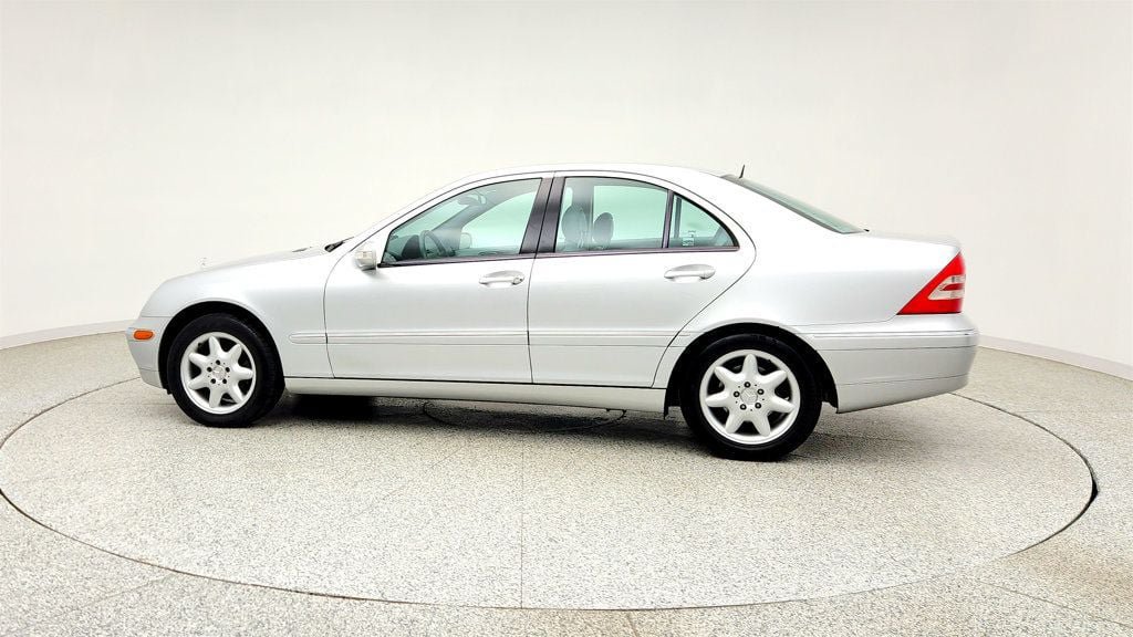 Used 2003 Mercedes-Benz C 240 Sedan image 8