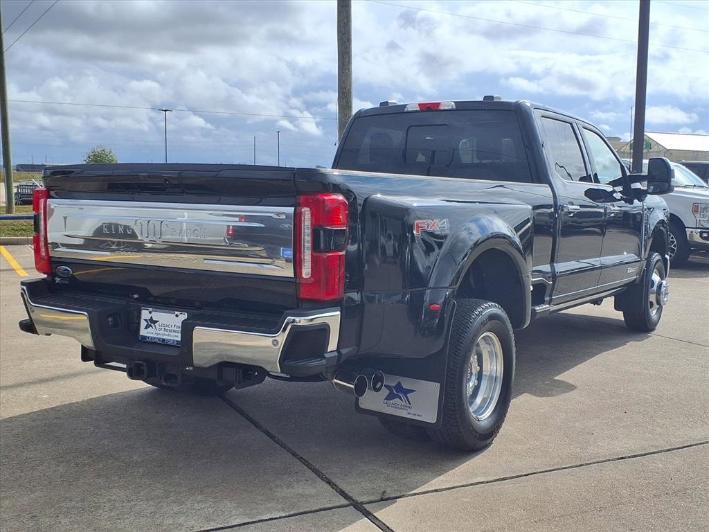 Used 2025 Ford F350 King Ranch w/ Chrome Package image 2