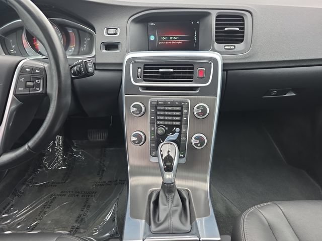Used 2016 Volvo V60 T5 Premier AWD/4WD image 11