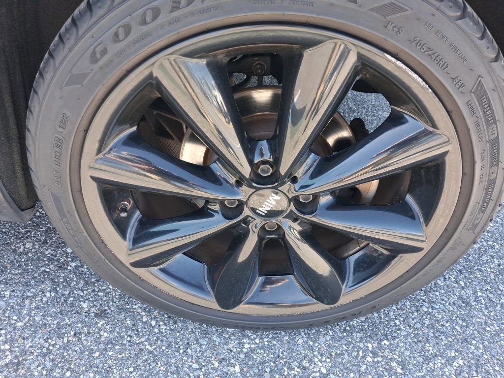 Used 2014 MINI Cooper Base image 12